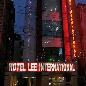 Hotel Lee International Καλκούτα Exterior photo