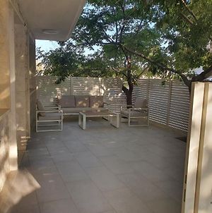 Bana Suite Majdal Shams Exterior photo