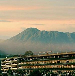 Seruni Hotel Gunung Pangrango Cisarua Exterior photo