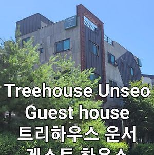 Treehouseunseo Guesthouse Ίντσεον Exterior photo