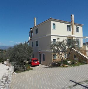 Family House In Nafplio Διαμέρισμα Exterior photo