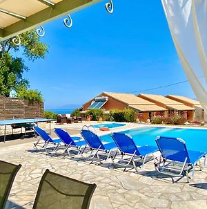 Villa Kessar St Stephanos With Private Pool Άγιος Στέφανος Exterior photo