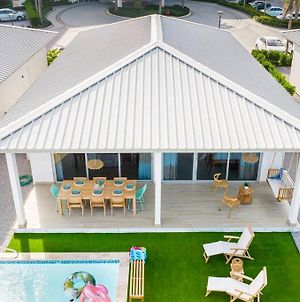 3 Bdrm 2 Bath Villa With Private Pool- Azure Beach Residences Παλμ Μπιτς Exterior photo