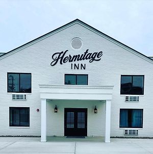 The Hermitage Inn And Taphouse Petersburg Exterior photo