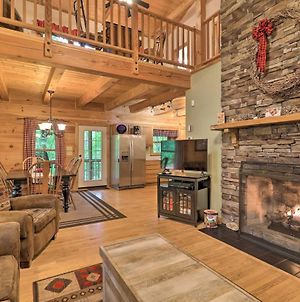 Woodland Cabin With Hot Tub And Deck 11 Mi To Boone! Βίλα Stony Fork Exterior photo