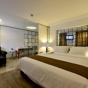 The Naripan Hotel Μπαντούνγκ Exterior photo