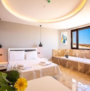 Luxury Flat With Jacuzzi In Kas Διαμέρισμα Exterior photo