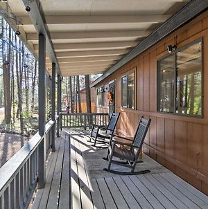 Bright Pinetop Cabin With Deck - Pet Friendly! Βίλα Exterior photo