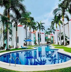 Lovely 3 Bedroom Condo With Pool Ixtapa  Exterior photo
