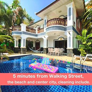 Madee Villa - Pattaya Holiday House Walking Street 6 Bedrooms Exterior photo