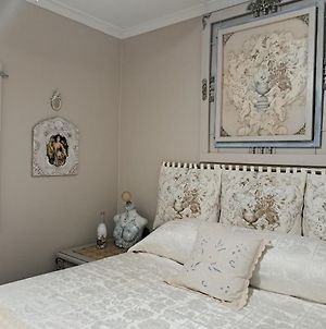 Lavender And Lace Guest Flat Διαμέρισμα Pretoria-Noord Exterior photo