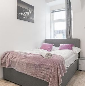 Cozy Room @ Hauptbahnhof - Well Situated & Central Βιέννη Exterior photo