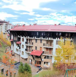 Grand Manastira Apartamenti " Zimna Pricazka " Aparthotel Παμπόροβο Exterior photo