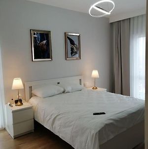 2 Bedrooms Apartment In 5 Stars Hotel Comfort Κωνσταντινούπολη Exterior photo