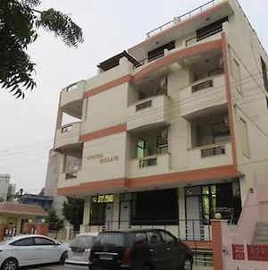 Hotel Sumitra Enclave Τζαϊπούρ Exterior photo