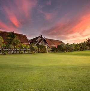 Mission Hills Phuket Golf Resort & Spa Exterior photo