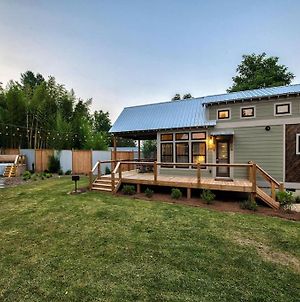 The Hunter @ Water 65, Tiny Home Walk To Downtown Waynesville Exterior photo