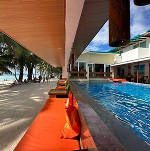 Calypso Beach And Dive Resort Boracay Island Exterior photo
