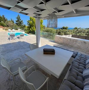 Divine Private Villa With Pool, Close To Beach Λευκάδα Exterior photo