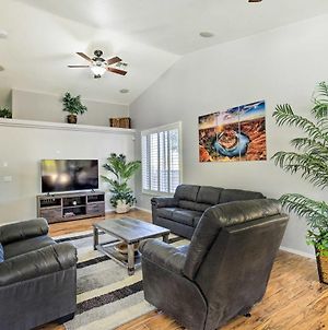 Bright Bullhead City Abode Fire Pit And Patio! Βίλα Exterior photo