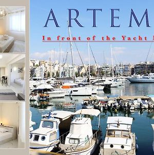 Melma Properties- Artemis Lower Ground Apartment In Front Of The Yacht Marina Πειραιάς Exterior photo