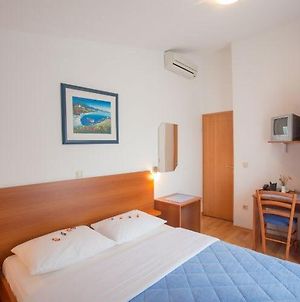 Rooms In Novalja With Balcony, Air Conditioning, Wifi 3764-8 Exterior photo
