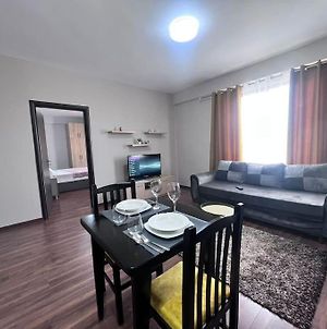 Apartament In Tirana Διαμέρισμα Exterior photo
