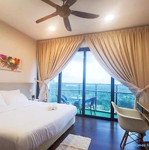 Almas Suites @ Puteri Harbour Nusajaya  Exterior photo