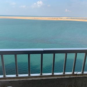 Beach View - Furnished - Abo Keer - Alexandria إيجار مفروش على البحر مباشرة أبو قير الإسكندرية Διαμέρισμα Exterior photo