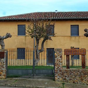 Casa La Villa Villamartin de Don Sancho Exterior photo