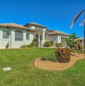 Charming Cape Coral Gem With Lanai And Pool Βίλα Exterior photo