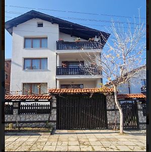 Kesta Za Gosti Karasanski Ξενοδοχείο Μπάνσκο Exterior photo