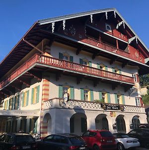 Private 2-Zimmer-Ferienwohnung Im Historischen Burghotel Aschau im Chiemgau Exterior photo