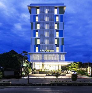 Hotel Citradream Cirebon Exterior photo