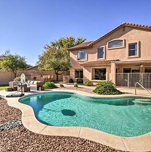 Oro Valley Home With Putting Green And Grill Exterior photo