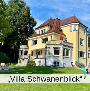 Villa Schwanenblick - Eine Besonderes Feriendomizil Mit Direktem Seezugang Und Slipanlage Nonnenhorn Exterior photo