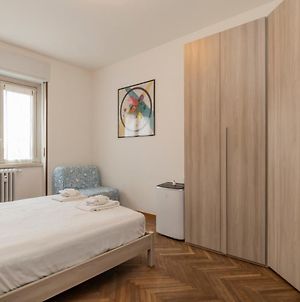 I Host Apartment - Giambellino 40 Μιλάνο Exterior photo