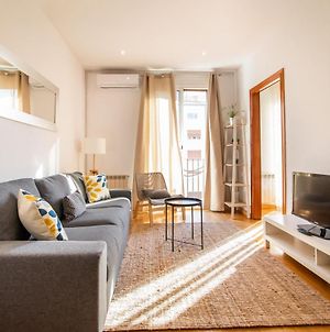 42Ara156 - Spacious Apartment In Eixample Βαρκελώνη Exterior photo