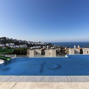Comfy Villa With Lovely View In Gundogan  Exterior photo