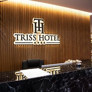 Triss Hotel Τίρανα Exterior photo
