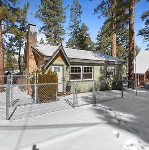 Bear'S Booth - A True Cabin Experience With All The Charm! Stunning Wood Interior! Cottage Big Bear City Exterior photo