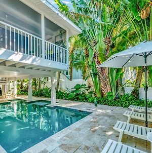 Ami Peppertree Paradise - Cozy Updated Home Wheated Pool On North End Of Island 2 Houses To Beach Anna Maria Island Exterior photo