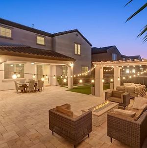 Luxury 6 Bedroom Villa With A Pool Table, Backyard, Wfh Chandler Exterior photo