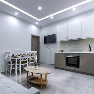 Renovated 2Bd House Close To Pireus Port Διαμέρισμα Exterior photo