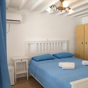 Nikolas Rooms And Appartments Mykonos Town Exterior photo
