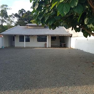 Casa Aconchegante Com Ar Condicionado Βίλα Piçarras Exterior photo