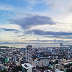 Horizons 101 - Ocean Panoramic Stay Cebu City Center Exterior photo