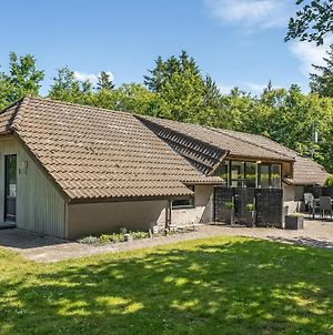 Awesome Home In Oksbl With 4 Bedrooms, Wifi And Swimming Pool Oksbøl Exterior photo