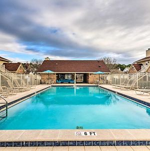 Bright Pensacola Condo With Community Pool! Exterior photo