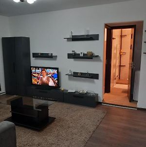 New Apart Διαμέρισμα Făgăraş Exterior photo